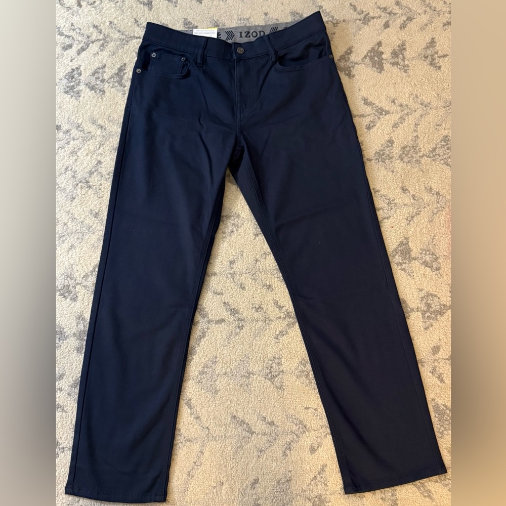 IZOD Men’s Jeans 32x30 Blue Regular Fit UltraFlex Stretch NWT